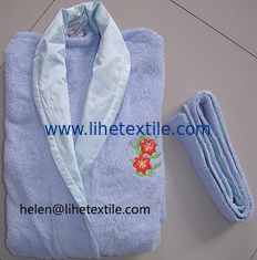China Adult Bath robe , bathshirt , 100% cotton , GSM 400, velour or loop supplier