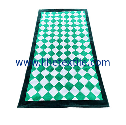Wholesale High Quality Bath Towel Custom Printed Green Elements Of A Checkerboard Grid 100% Cotton Beach Towel