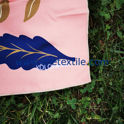 2022 Spring Summer quick dry microfiber beach towel customized printed Pink towel sand free beach towel