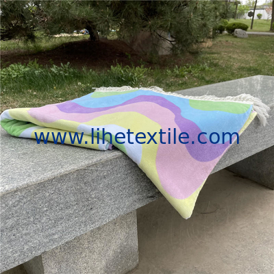 Wholesale 100% Cotton Superdry Custom Design Sand Free Printed Color Wave Pattern Bath Beach Towels with Tassels
