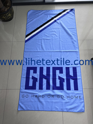 custom beach towel high quality 100% microfiber oversized thick beach towel microfiber beach towel with plastic case