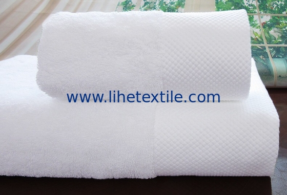 Embroidery high water absorption 80*160cm 100% cotton bath towel wholesale