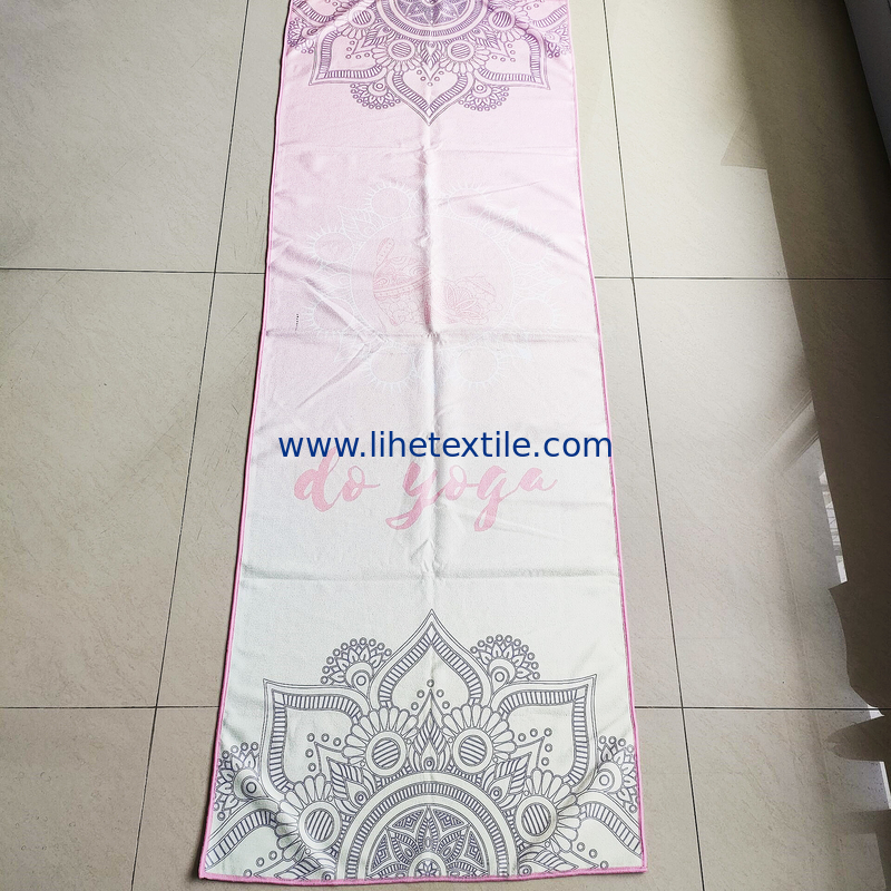Custom High Quality Private Printed Logo Microfiber Ant Cloth Yoga Mat Towel beach towel with pocket