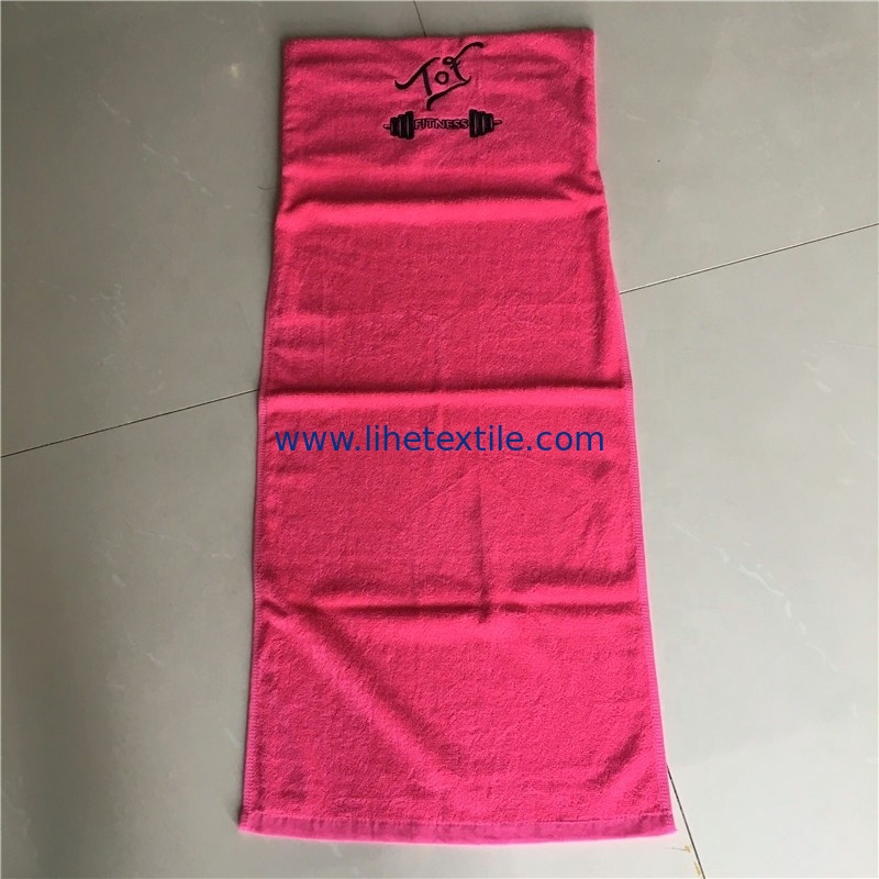 100%cotton fitness sport gym towel with hood zipper pocket logo embroidery